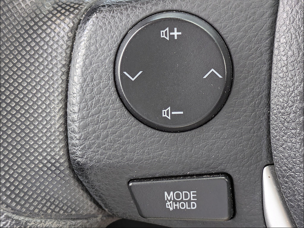Used 2017 Toyota Corolla LE FWD image 17