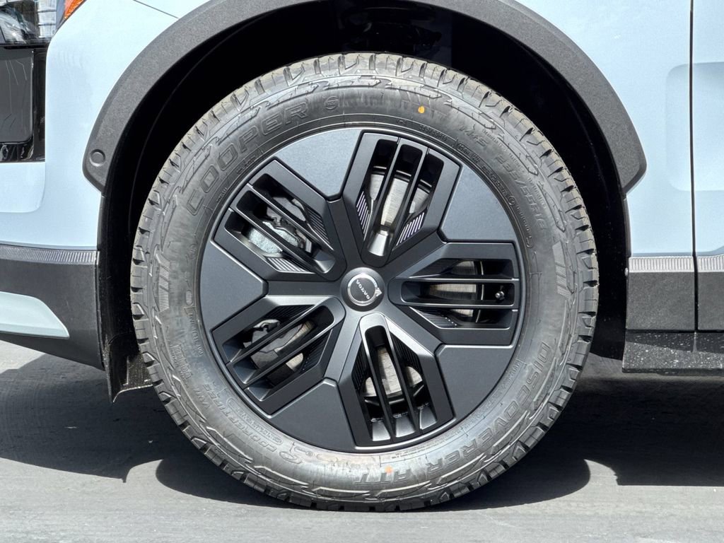 New 2026 Volvo EX30 Cross Country Ultra AWD/4WD image 24