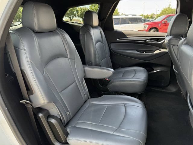 Used 2022 Buick Enclave Essence FWD image 32
