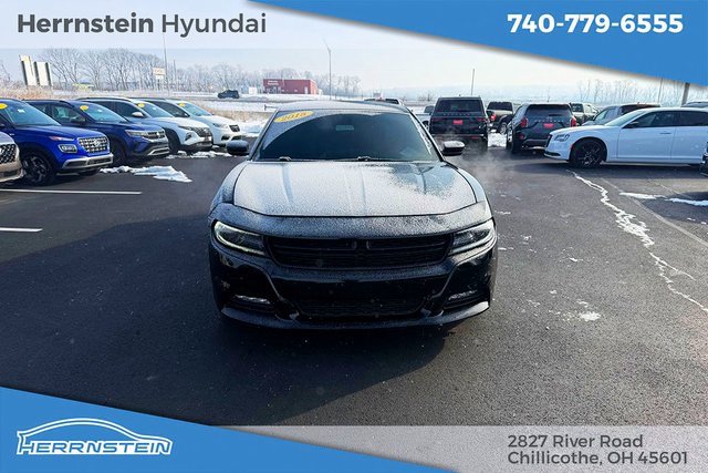 Used 2018 Dodge Charger R/T image 2