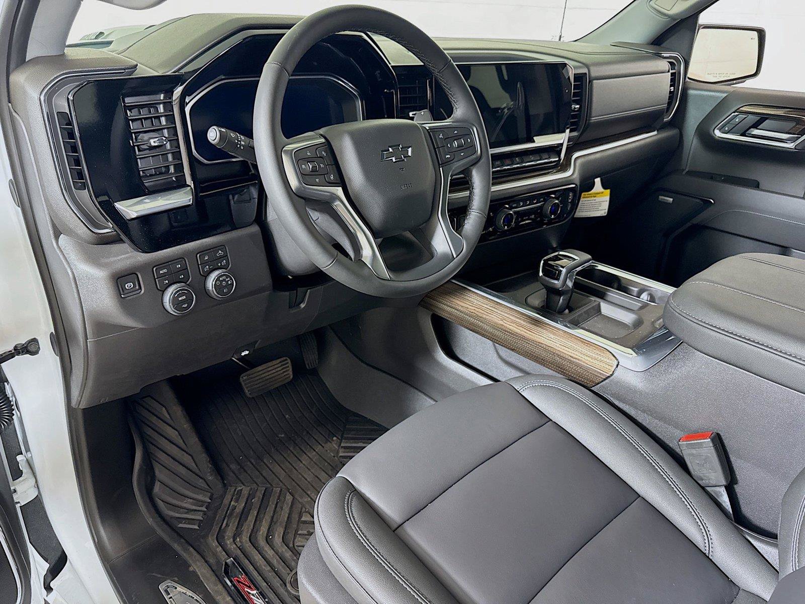 New 2026 Chevrolet Silverado 1500 LT Trail Boss w/ LT Trail Boss Premium Package AWD/4WD image 5