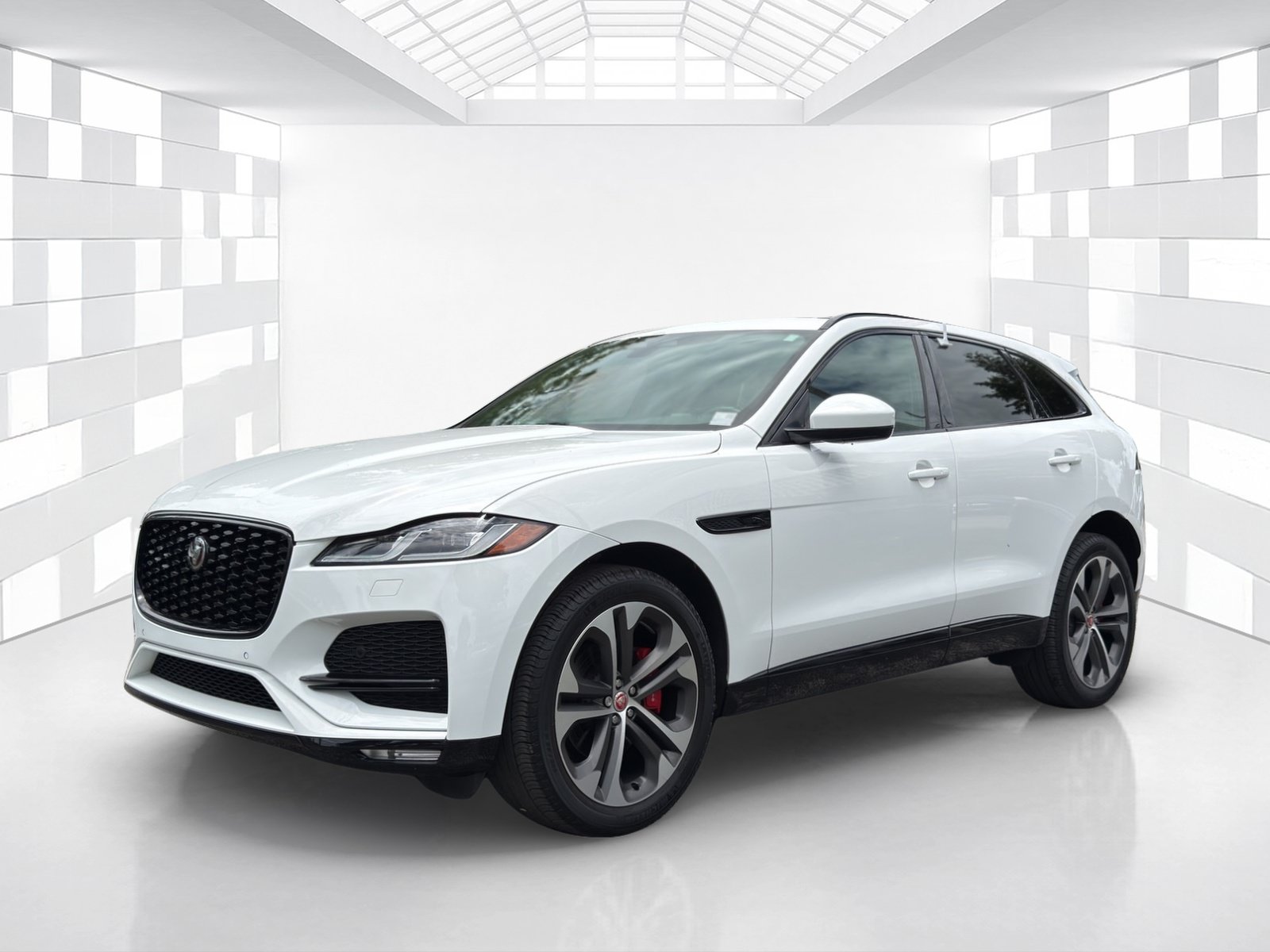 Used 2022 Jaguar F-PACE S AWD/4WD image 3