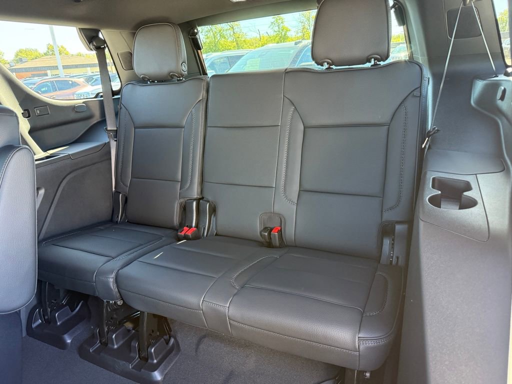 New 2026 GMC Yukon Denali w/ Sun & Power Step Package image 15