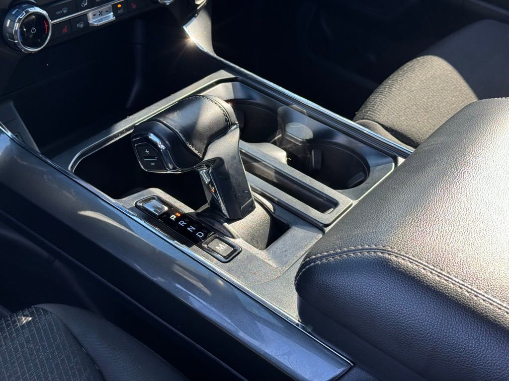 Used 2022 Ford F150 XLT w/ Equipment Group 302A High image 19