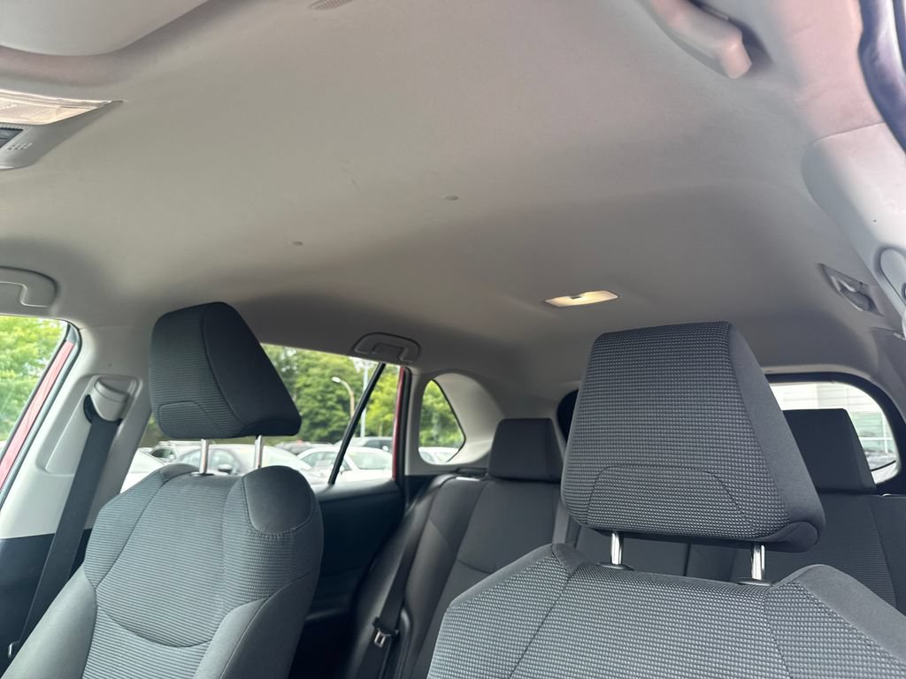 Used 2024 Toyota RAV4 LE AWD/4WD image 16