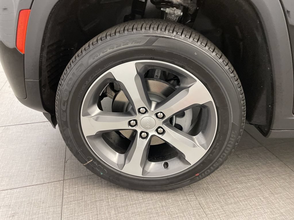 New 2026 Jeep Grand Cherokee Limited AWD/4WD image 10
