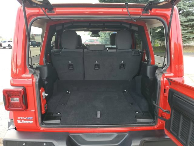 Used 2024 Jeep Wrangler Unlimited Sahara AWD/4WD image 27