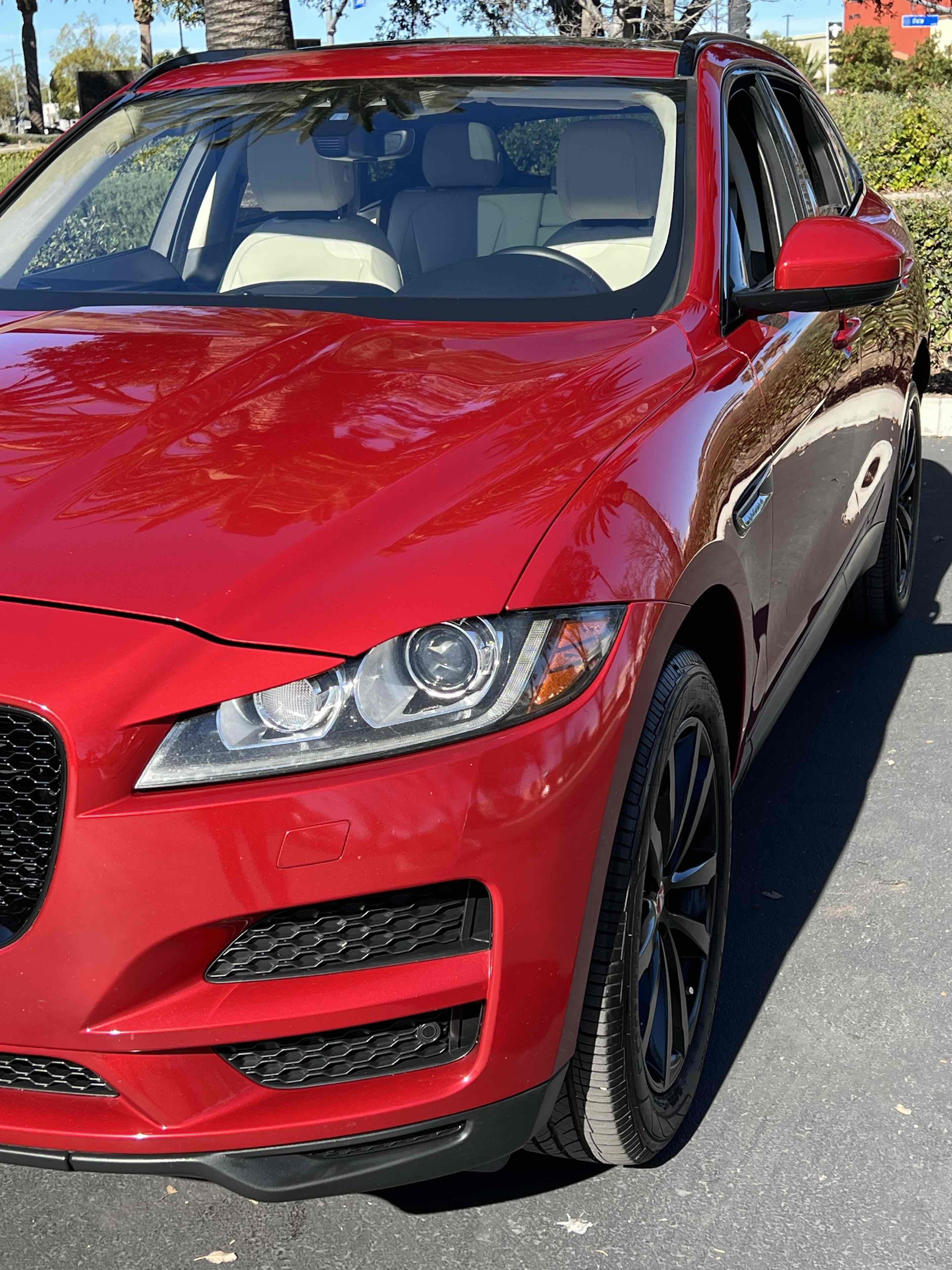 Used 2019 Jaguar F-PACE Prestige image 54