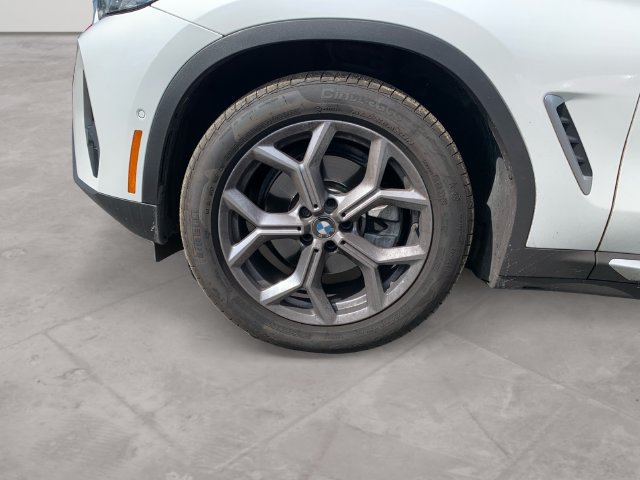 Used 2023 BMW X4 xDrive30i w/ Premium Package AWD/4WD image 14