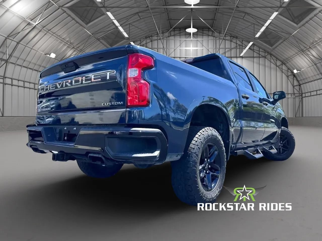 Used 2019 Chevrolet Silverado 1500 Custom Trail Boss w/ Custom Convenience Package AWD/4WD image 4