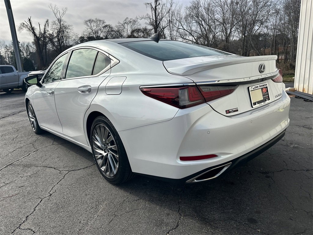 Used 2019 Lexus ES 350 Ultra Luxury w/ Accessory Package image 8