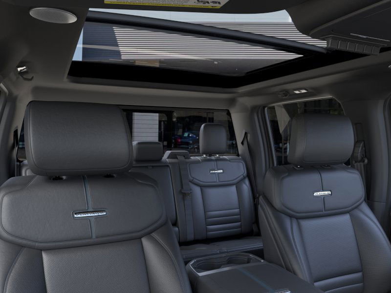 New 2026 Ford F250 Platinum w/ Tremor Off-Road Package image 22