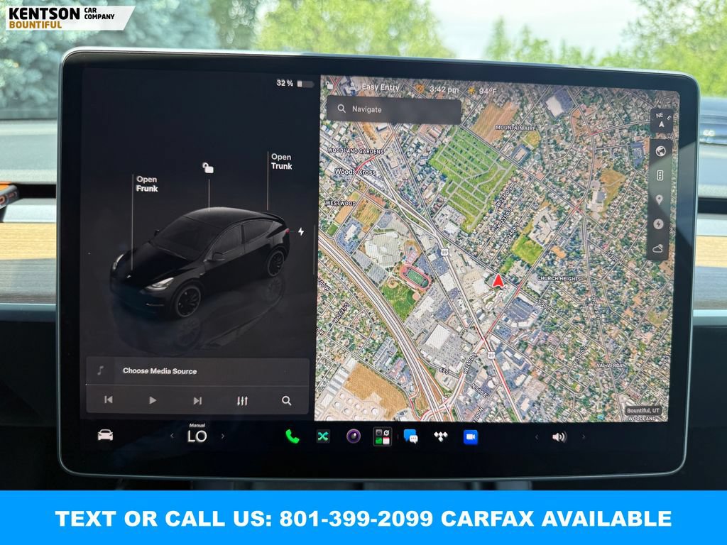 Used 2023 Tesla Model Y Performance AWD/4WD image 21