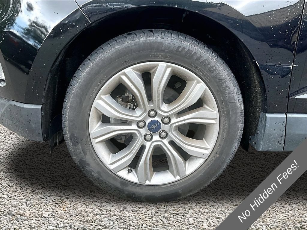 Used 2020 Ford Edge Titanium w/ Cargo Accessory Package FWD image 9