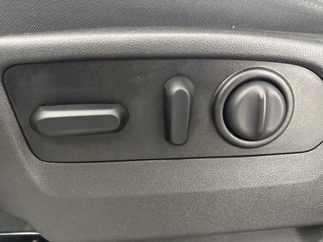 Used 2020 Chevrolet Silverado 1500 LT w/ All-Star Edition image 18