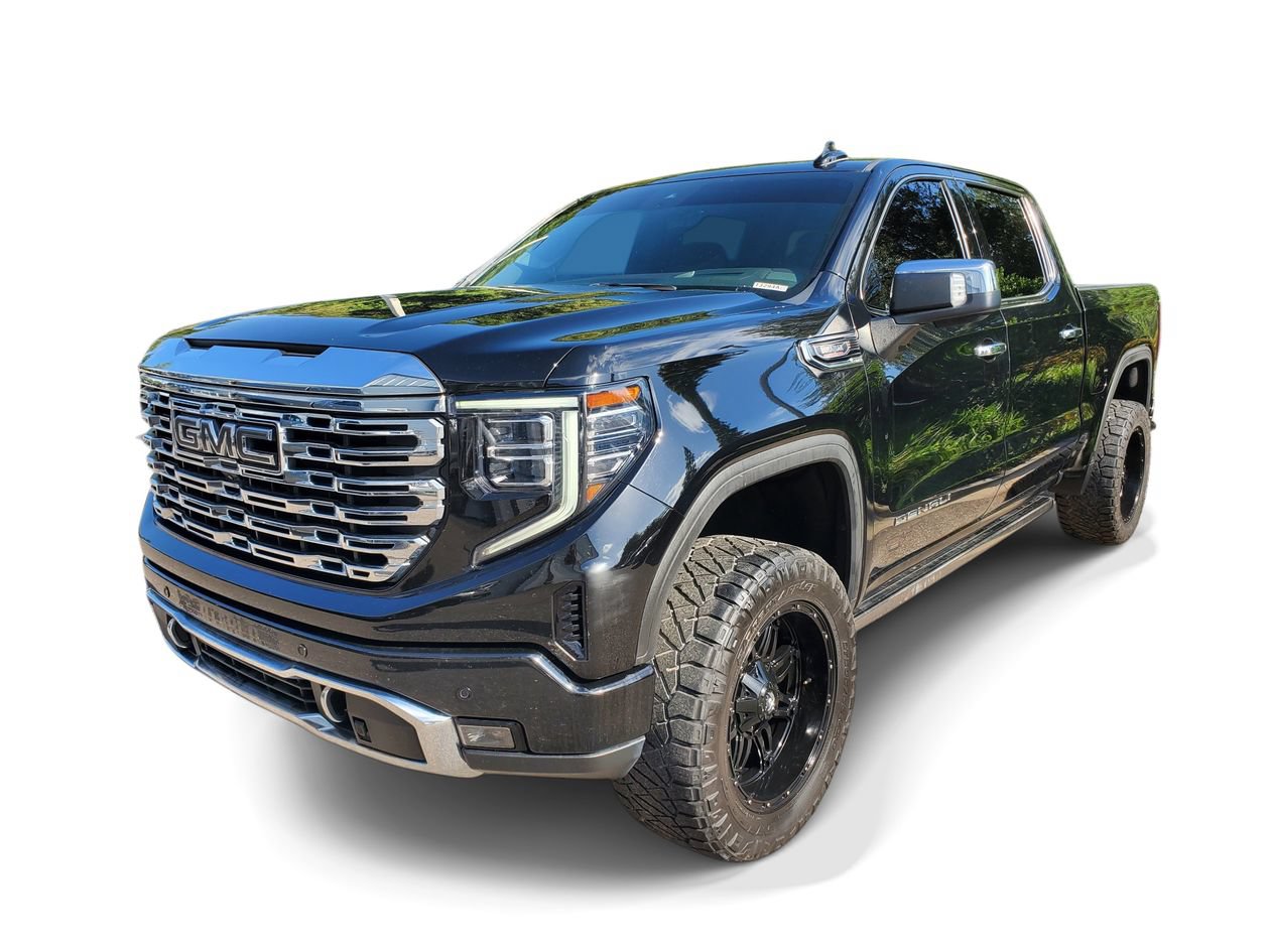 Used 2023 GMC Sierra 1500 Denali w/ Denali Reserve Package AWD/4WD image 2
