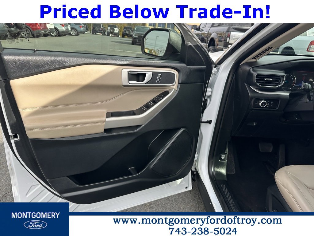 Used 2023 Ford Explorer XLT w/ Equipment Group 202A image 12