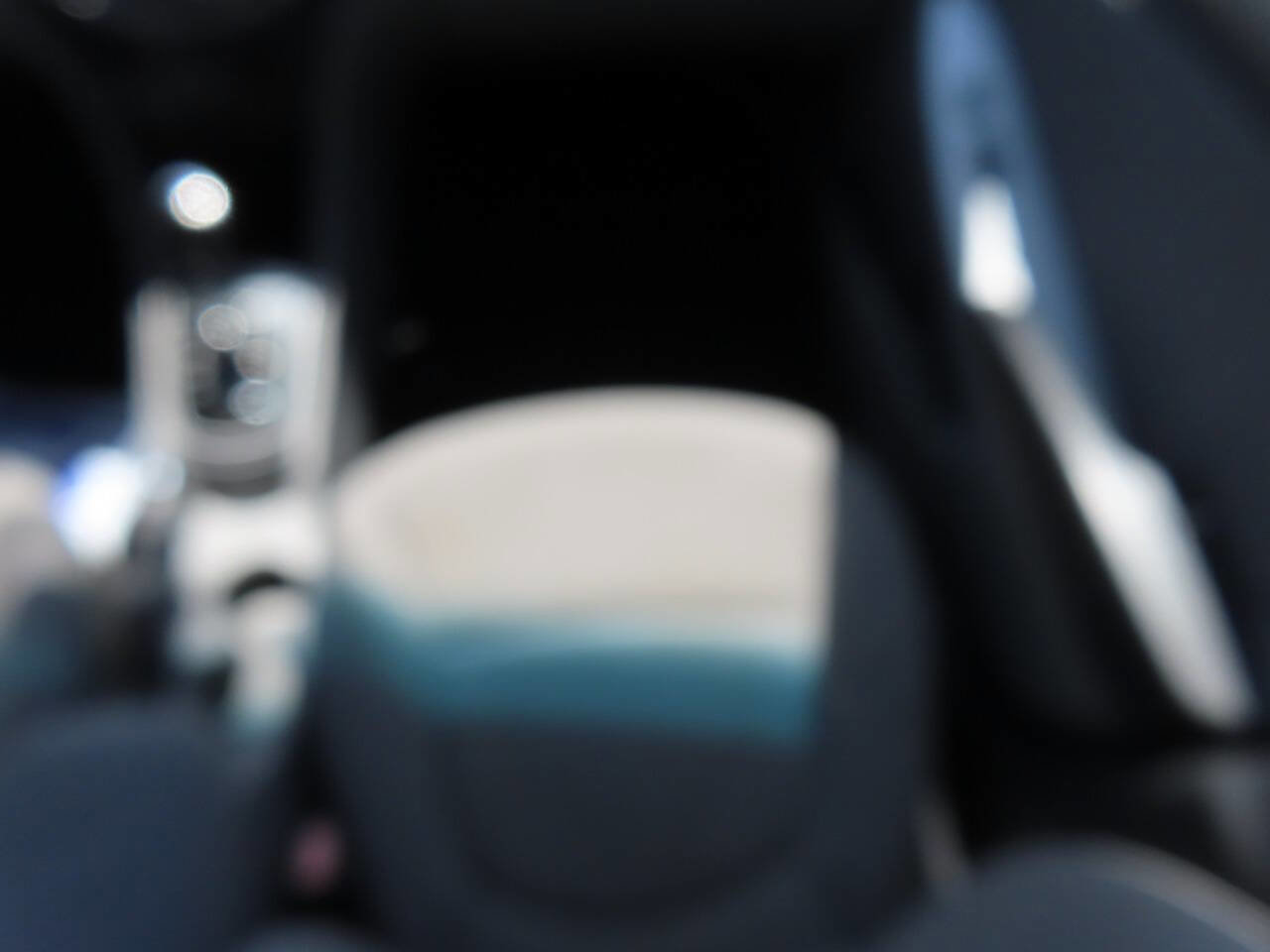 Used 2012 Hyundai Accent GLS w/ Premium Pkg 3 FWD image 18