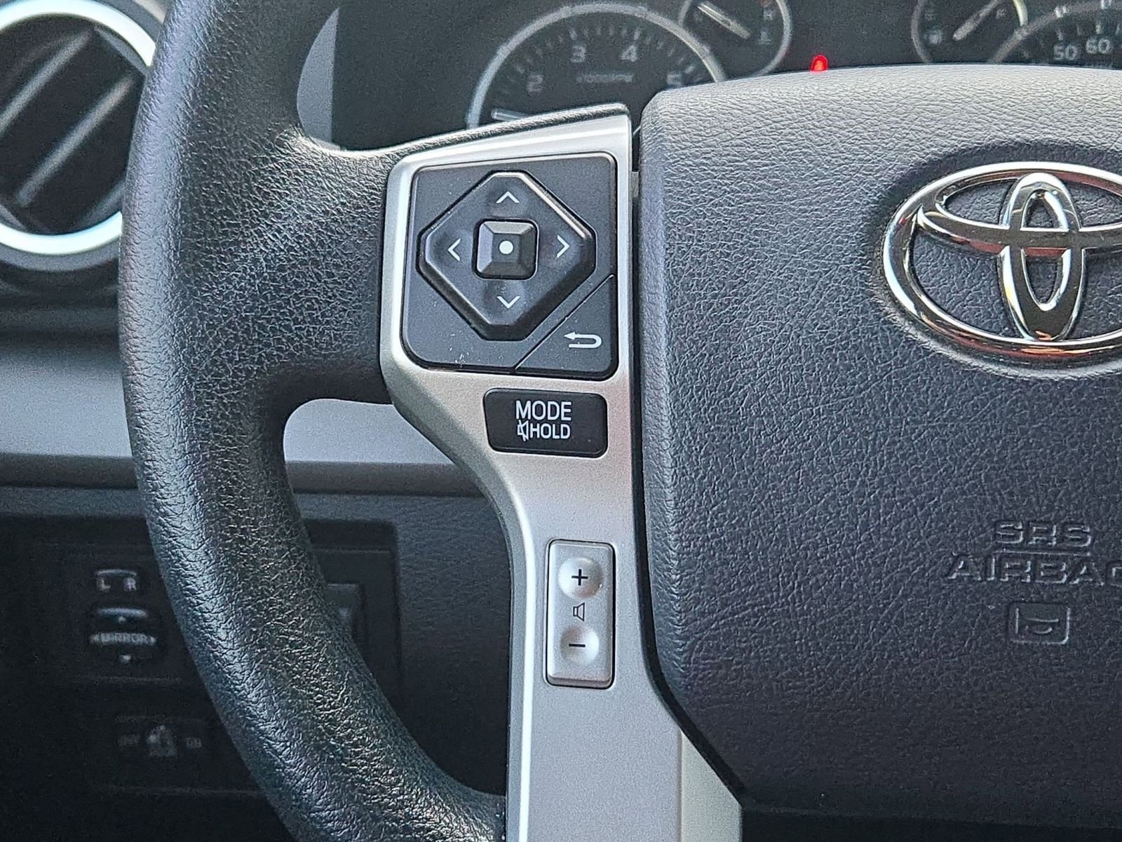 Used 2015 Toyota Tundra SR5 w/ SR5 Upgrade Package image 10