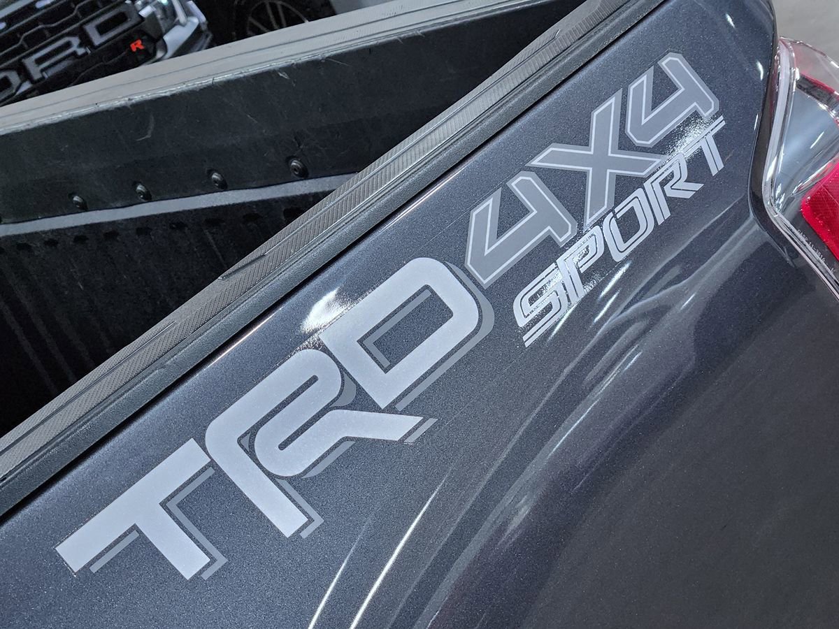 Used 2021 Toyota Tacoma TRD Sport w/ Technology Package image 26