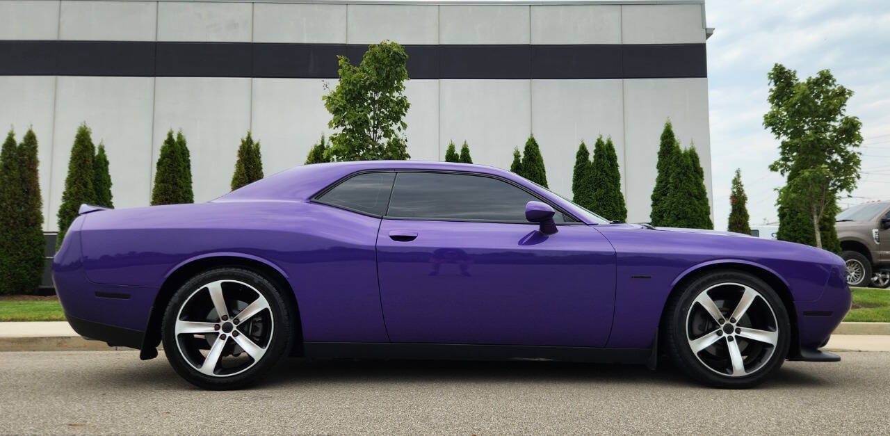 Used 2019 Dodge Challenger R/T w/ Plus Package RWD image 25