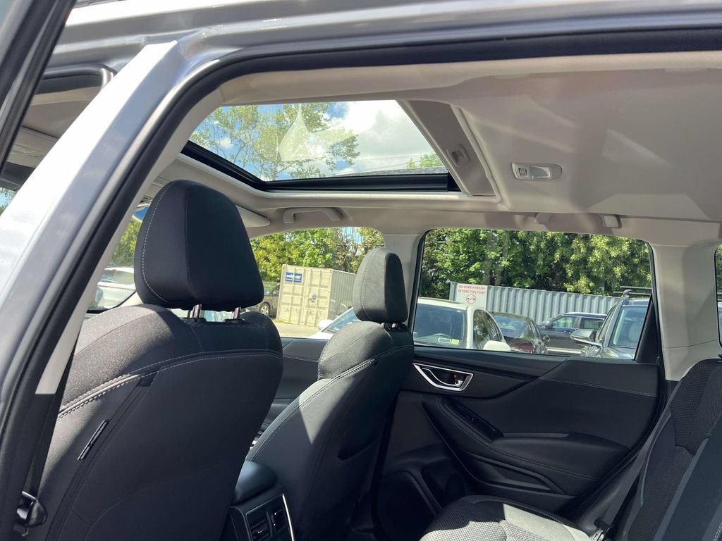 Used 2022 Subaru Forester Premium AWD/4WD image 13