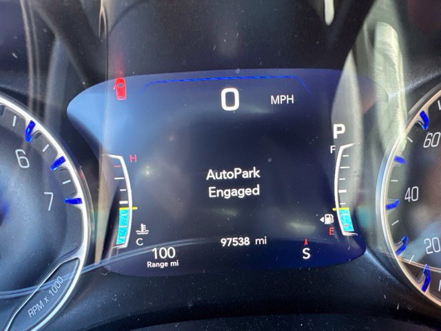 Used 2019 Chrysler Pacifica Touring-L Plus FWD image 8