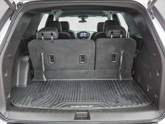 Used 2023 Chevrolet Traverse LT FWD image 4