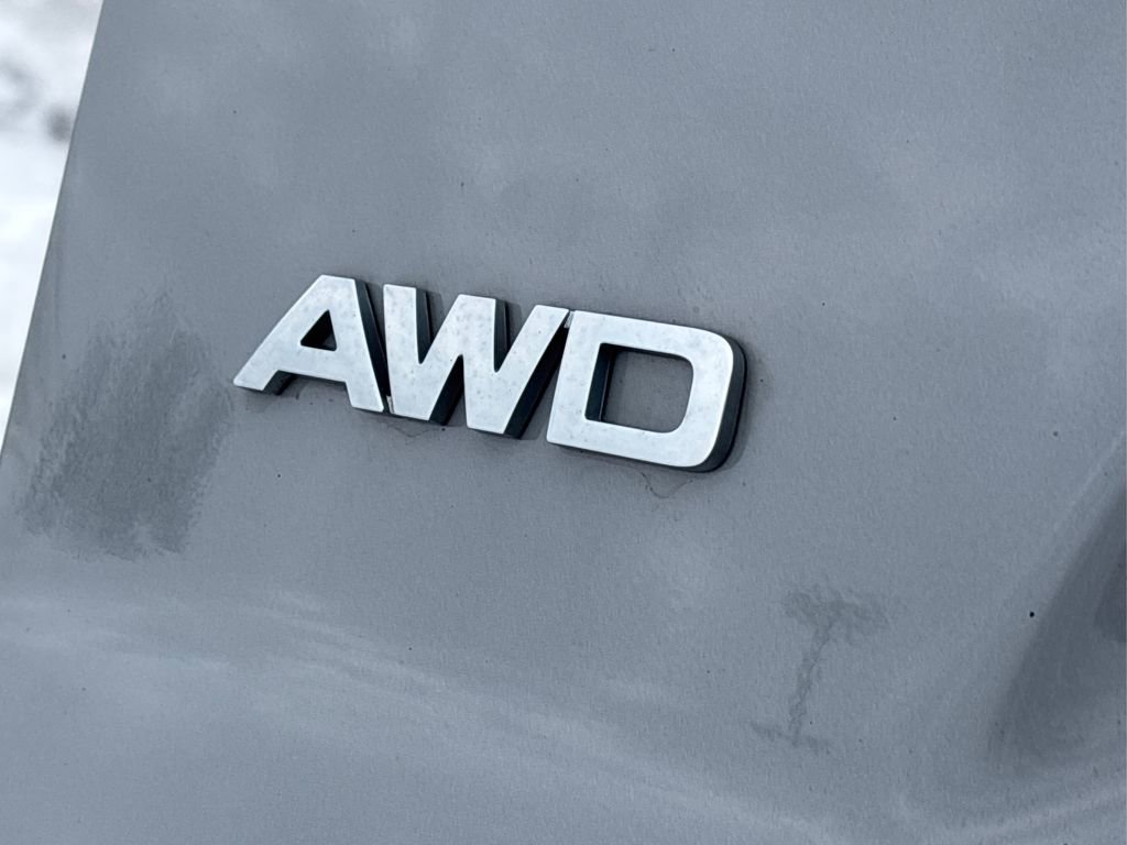 Certified 2022 Kia Sorento S w/ Panoramic Sunroof Package image 14