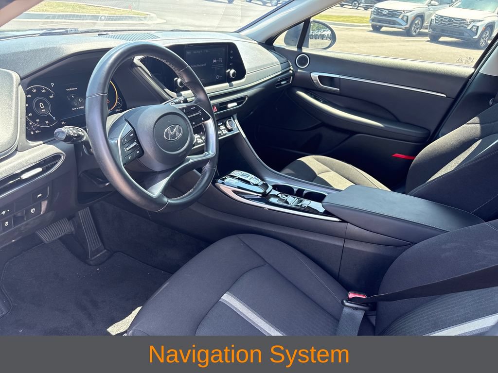Certified 2022 Hyundai Sonata SEL w/ Convenience Package FWD image 5