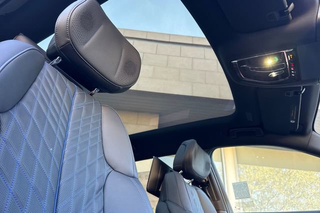 New 2026 Cadillac Escalade IQL Sport 1 w/ LPO, ONYX Package image 19