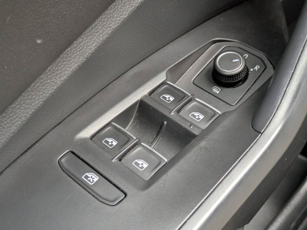 Used 2023 Volkswagen Jetta SE FWD image 24