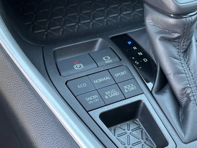 Certified 2023 Toyota RAV4 XLE w/ Convenience Package AWD/4WD image 23