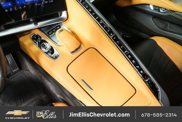 Used 2022 Chevrolet Corvette Stingray Preferred Conv w/ Z51 Performance Package RWD image 19