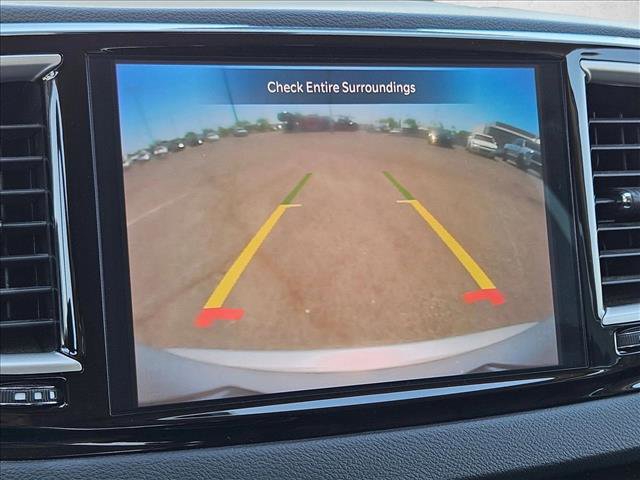 Used 2023 Chrysler Pacifica Touring-L image 19