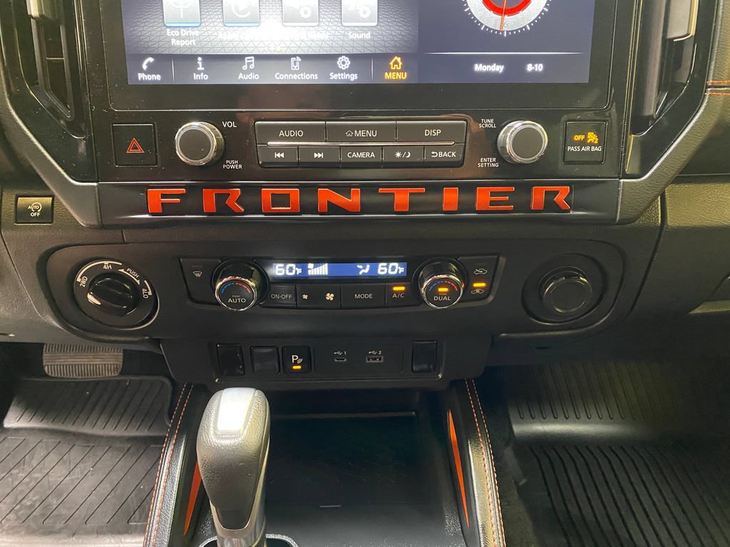 Used 2025 Nissan Frontier PRO-4X AWD/4WD image 41