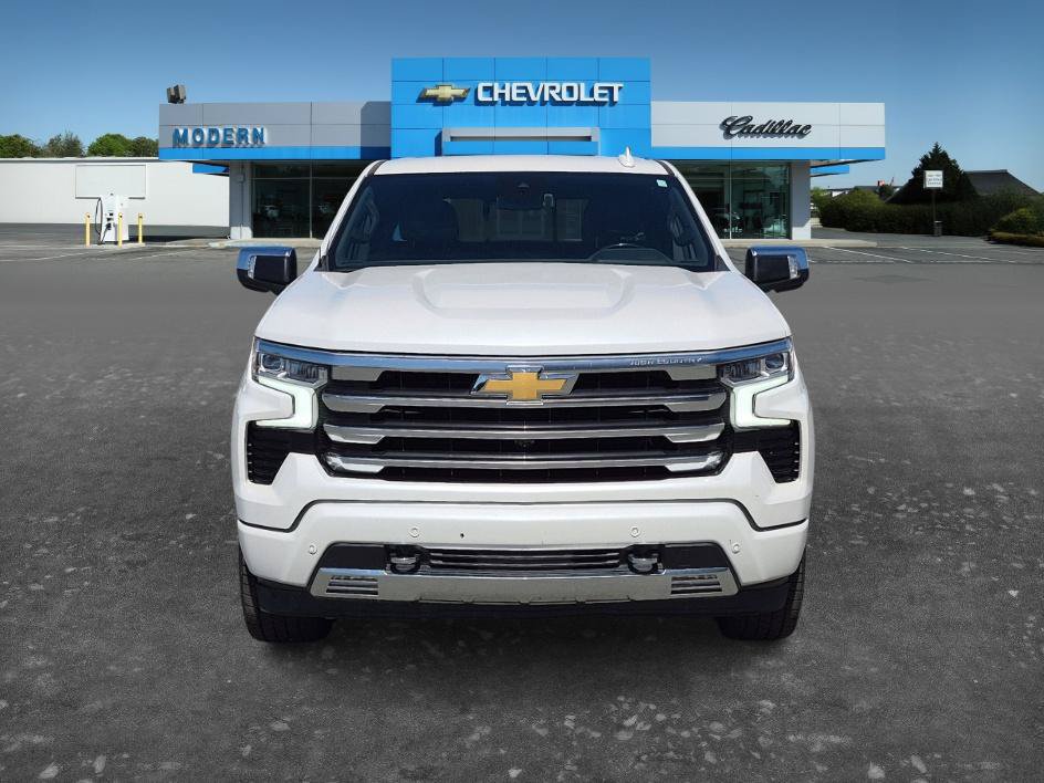 Used 2023 Chevrolet Silverado 1500 High Country AWD/4WD image 8
