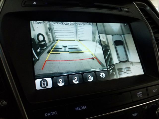 Used 2018 Hyundai Santa Fe Sport AWD/4WD image 9