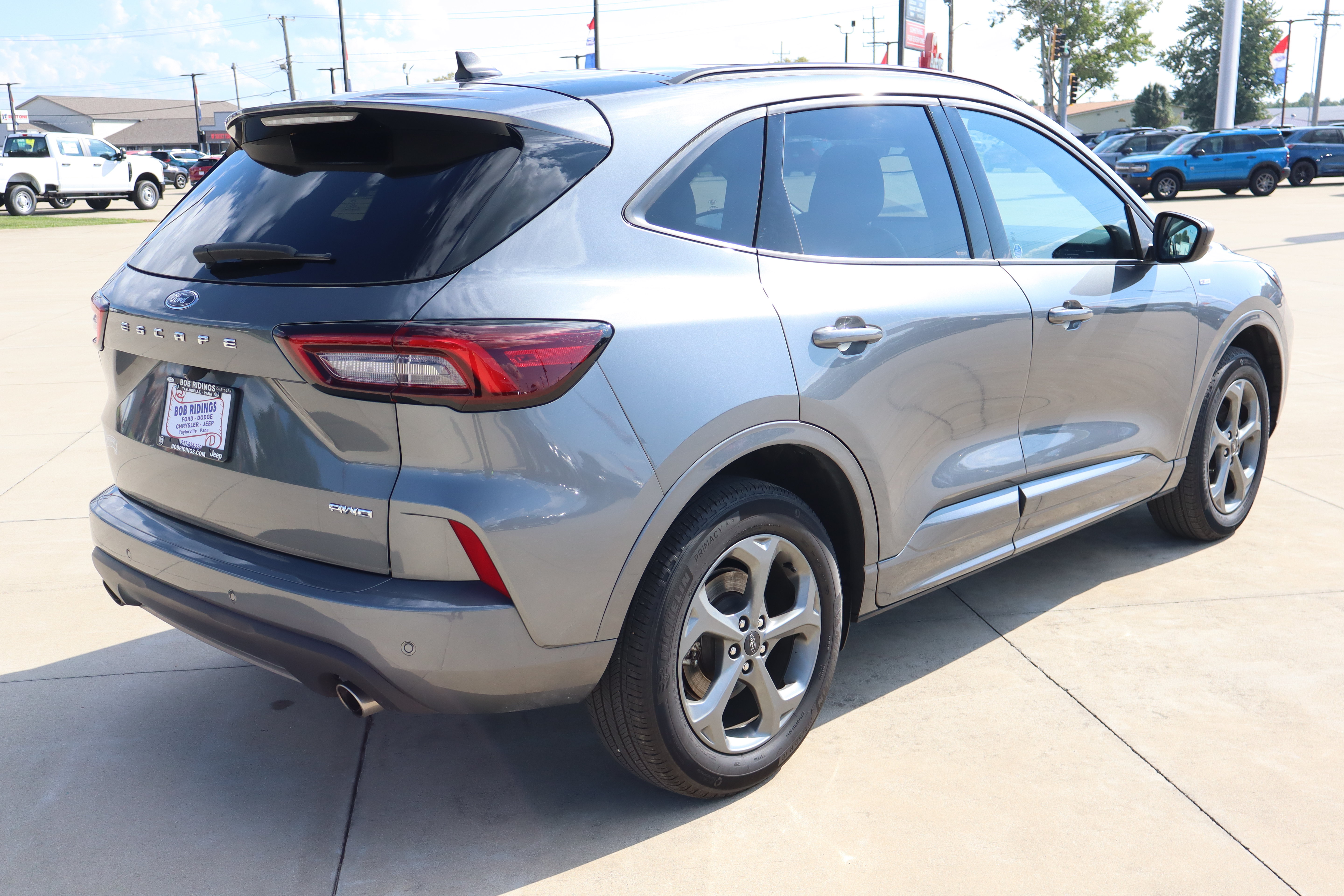Used 2024 Ford Escape ST-Line w/ Tech Pack #1 AWD/4WD image 5