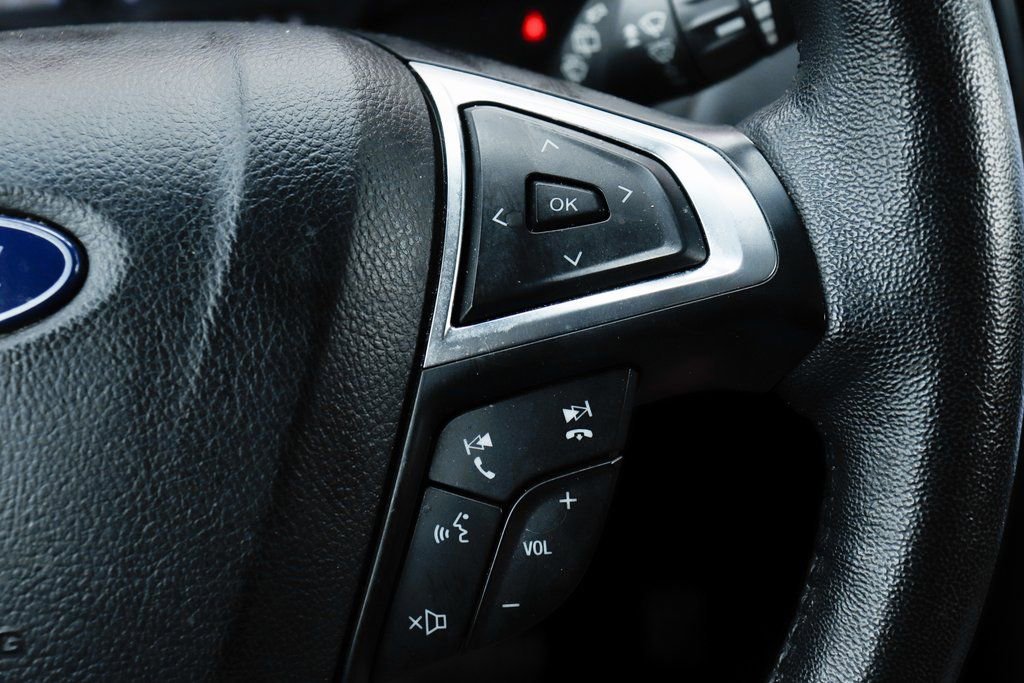 Used 2021 Ford Edge Titanium w/ Cargo Accessory Package image 27