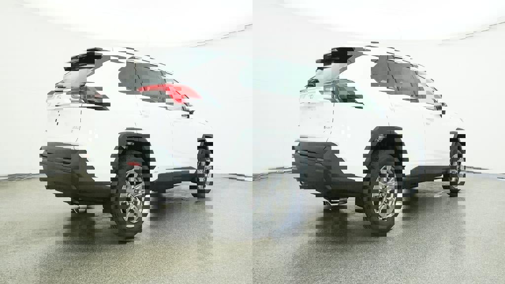 New 2025 Toyota RAV4 XLE image 17