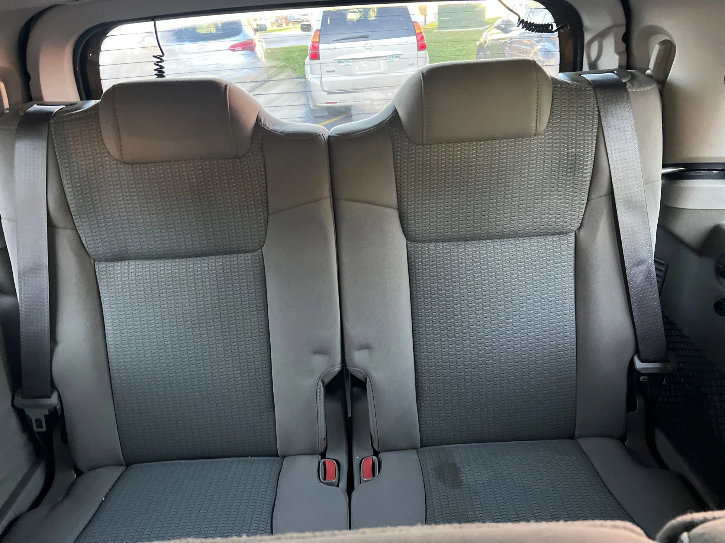 Used 2008 Jeep Commander Sport image 28