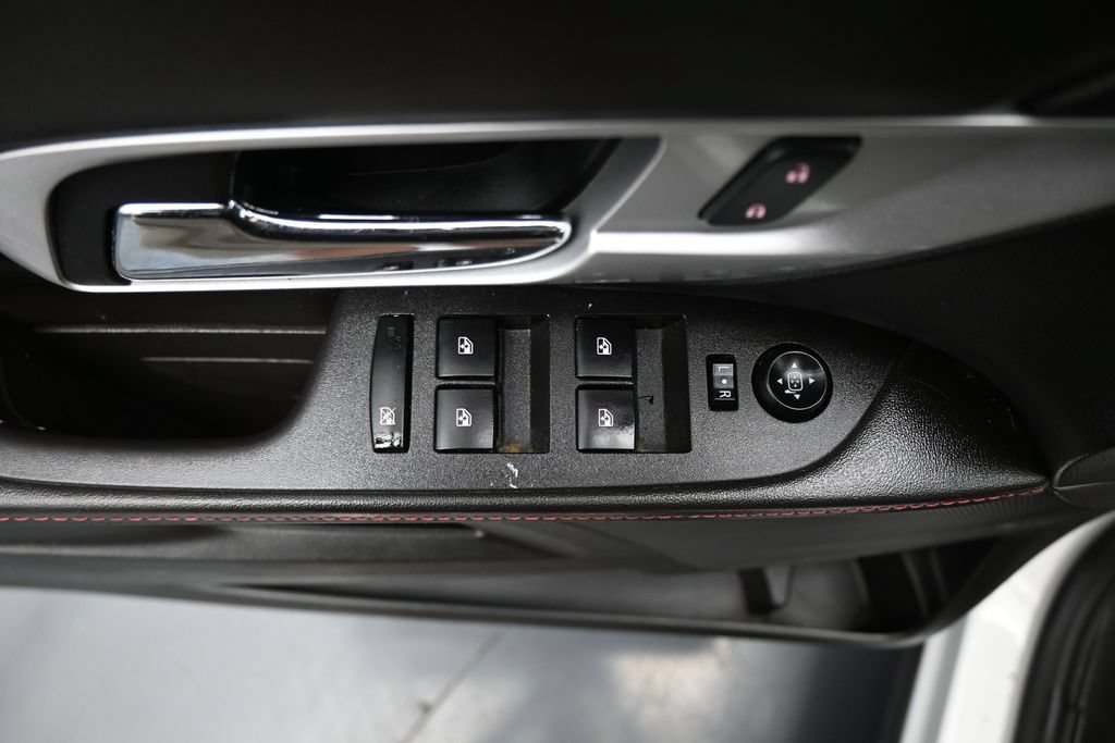 Used 2015 GMC Terrain SLE FWD image 11