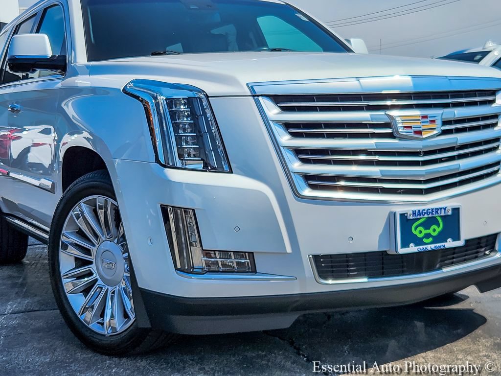 Certified 2019 Cadillac Escalade Platinum AWD/4WD image 2