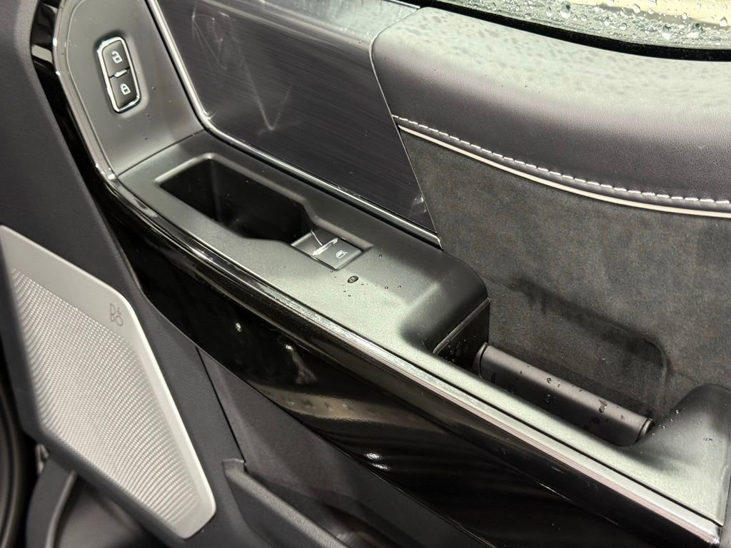 New 2025 Ford F150 Lightning Platinum image 23