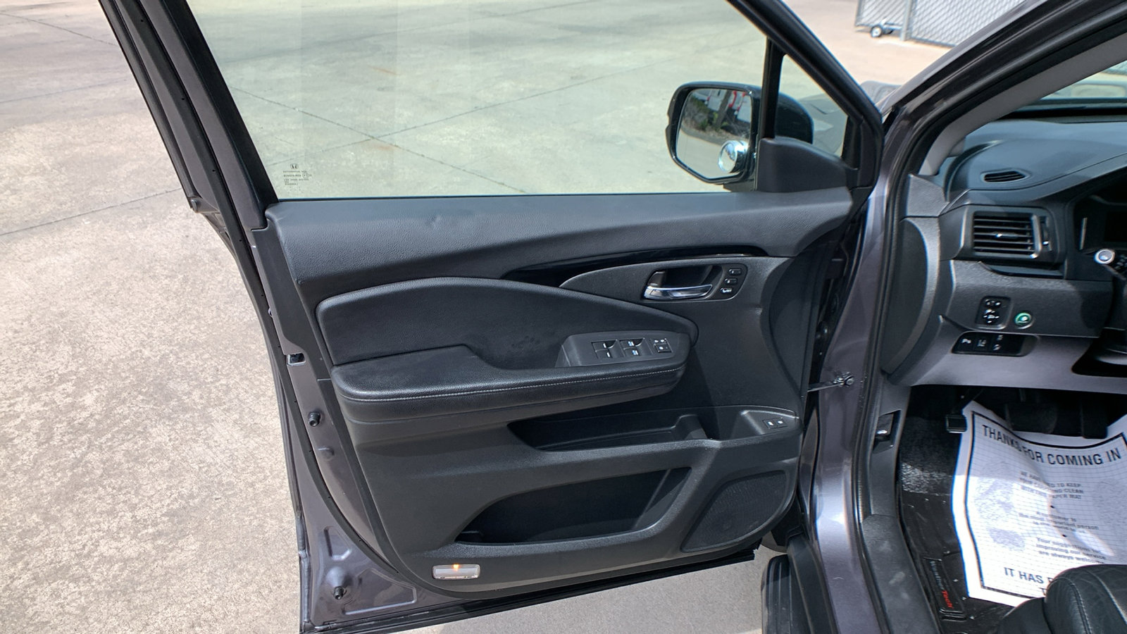 Used 2016 Honda Pilot Touring image 11