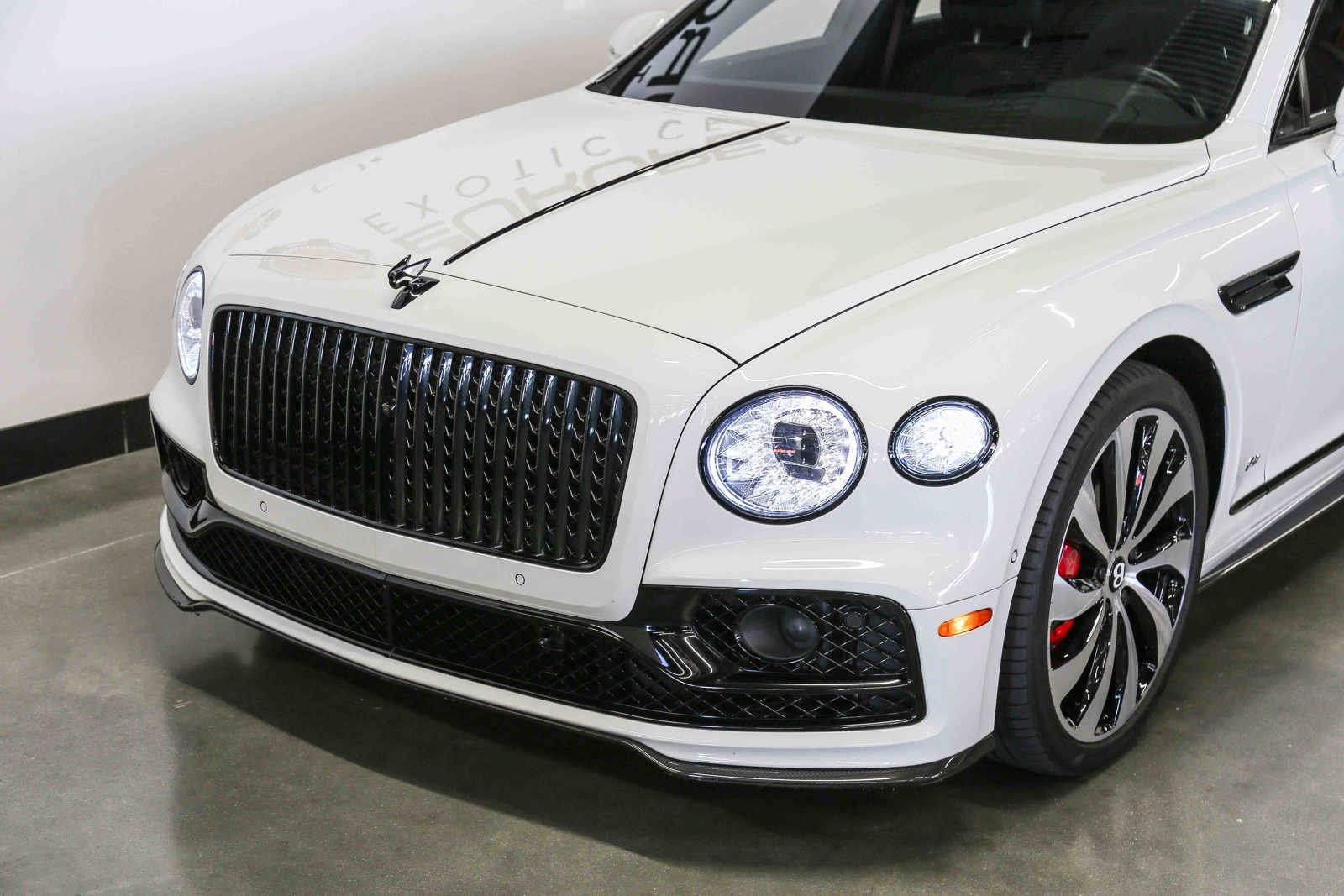 Used 2022 Bentley Flying Spur V8 AWD/4WD image 26