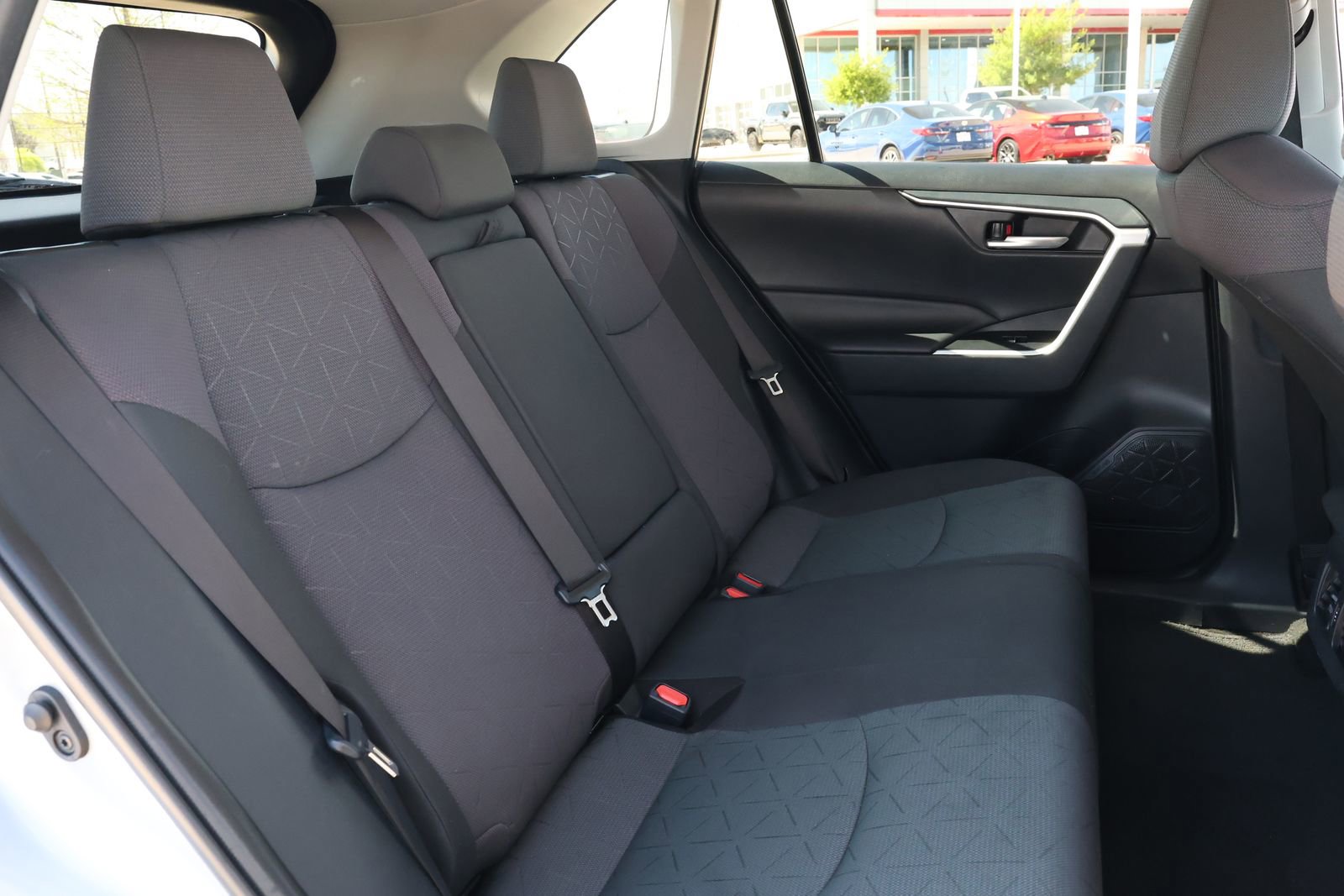 Used 2024 Toyota RAV4 XLE w/ Weather Package image 33