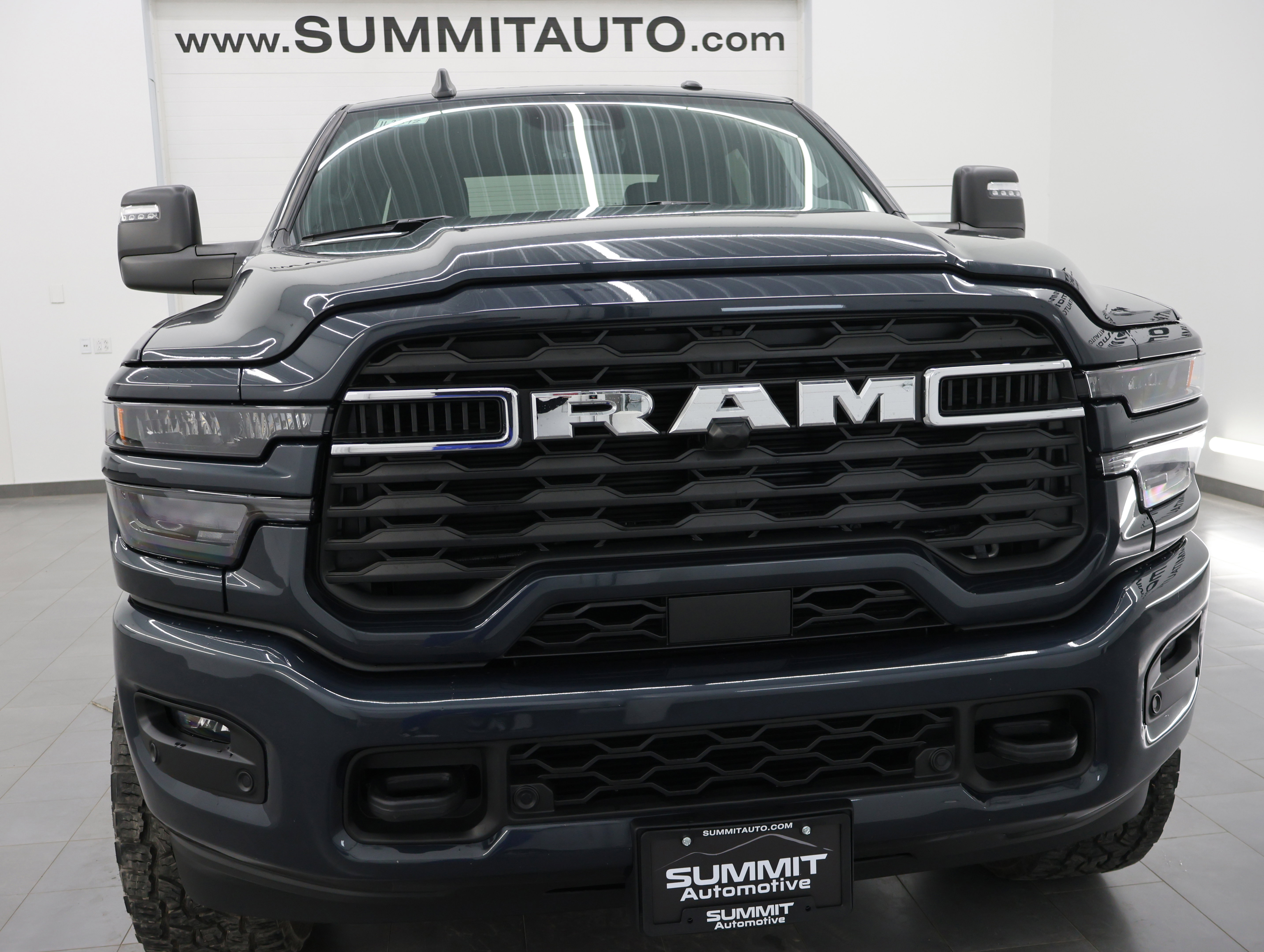 Used 2025 RAM 2500 Big Horn AWD/4WD image 20
