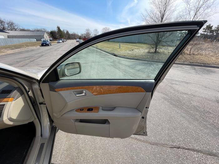 Used 2007 Toyota Avalon Limited image 31